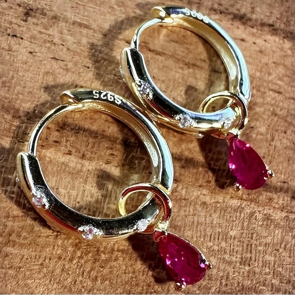 NEW 14K Yellow Gold-Plated White Crystal CZ Encrusted Huggie Hoops w Ruby Dangle - Picture 3 of 16
